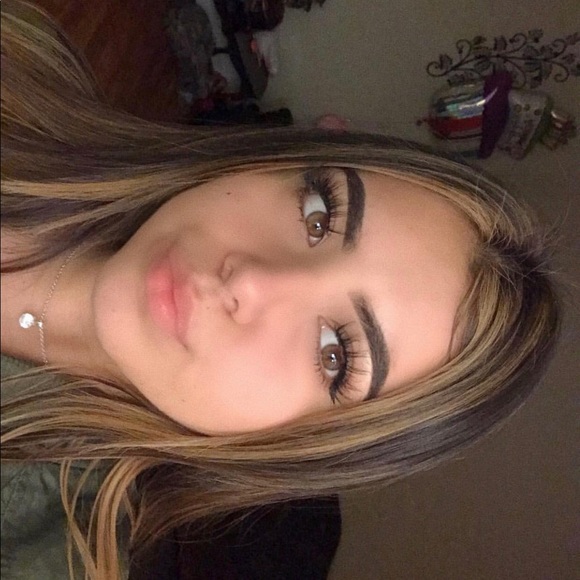 Meet your Posher, Bianca - Picture 1 of 1